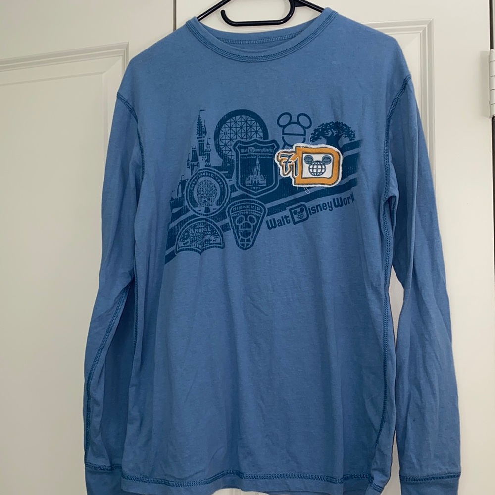 Official Disney parks merchandise Walt Disney world long sleeve
